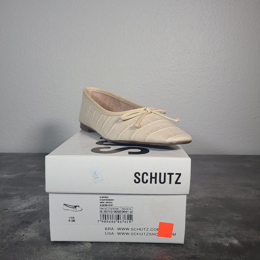 Schutz Women' Arissa Leather Slip Beige Flats